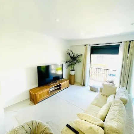 2 1 Er Etage *