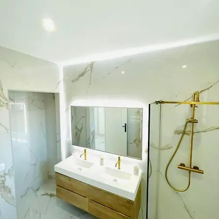2 1 Er Etage Lejlighed Perpignan