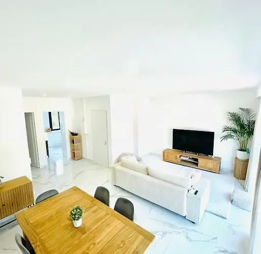 2 1 Er Etage * Perpignan